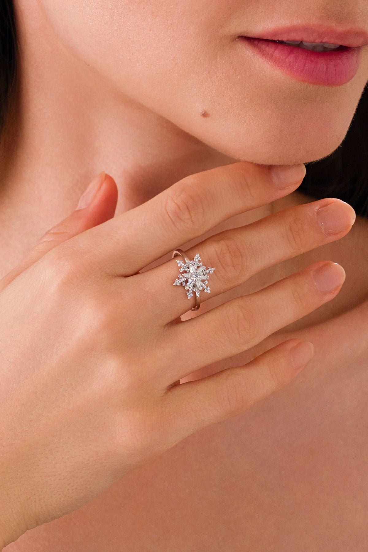 14K White Gold Plated 925 Sterling Silver Snowflake Spinner Ring