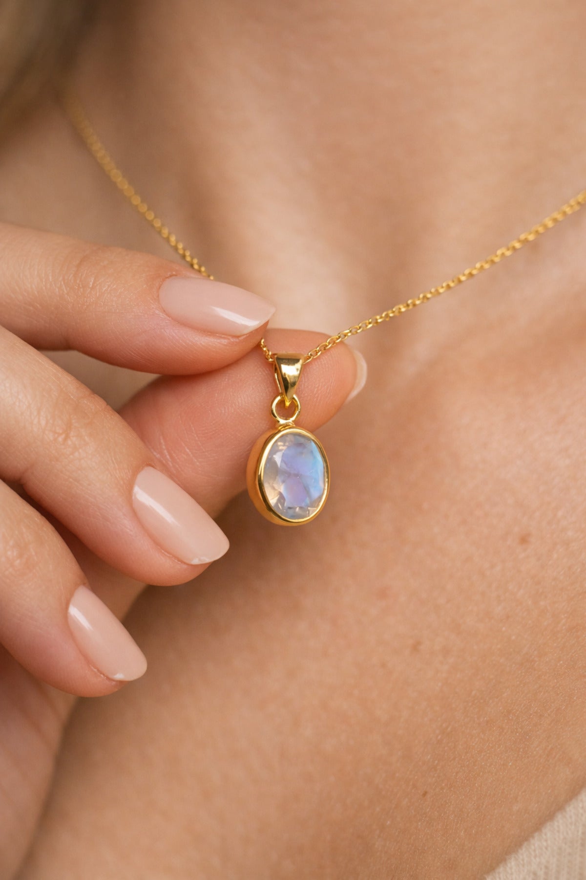 14 K Gold Kaplama 925 Ayar Gümüş Minimal Ay Taşı Kolye