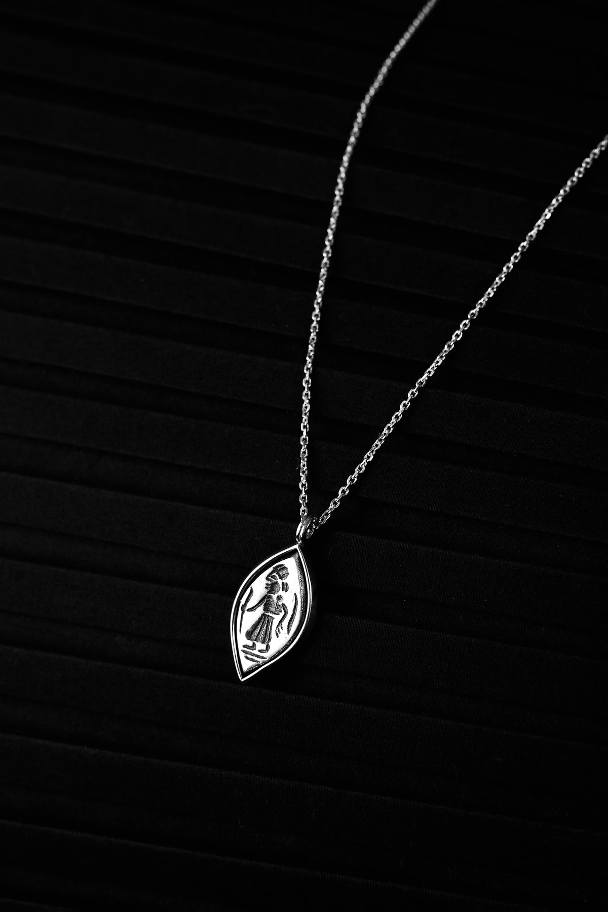 925 Sterling Silver Matte Oxidized Petroglyph Oval Curb Necklace