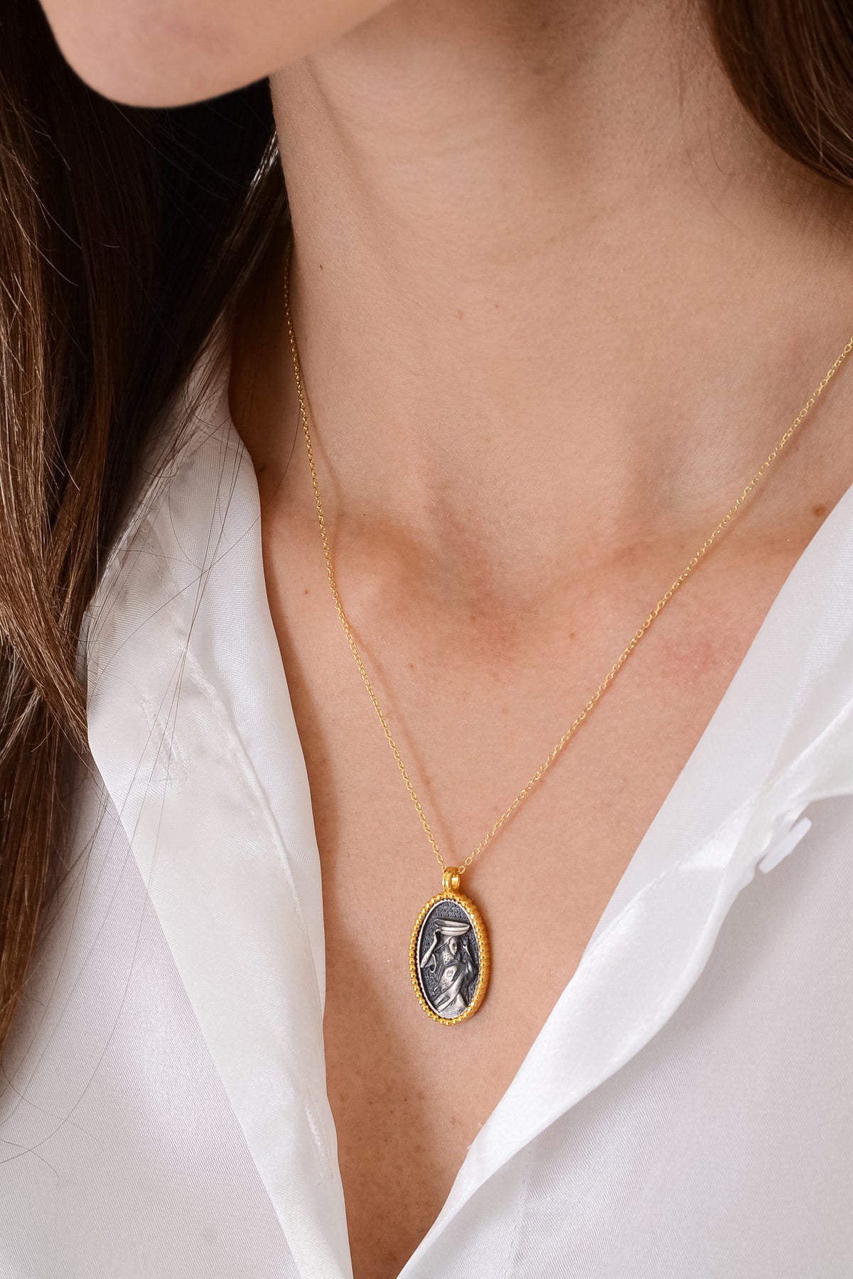 14K Gold Plated 925 Sterling Silver Oval Antique Necklace