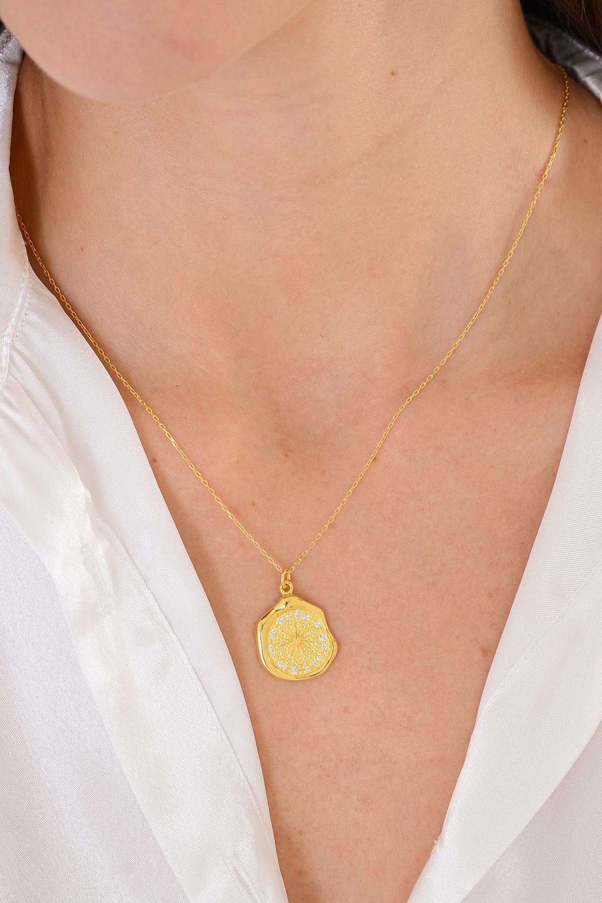 14 K Gold Kaplama 925 Ayar Gümüş Asimetrik Kutup Yıldızı Kolye
