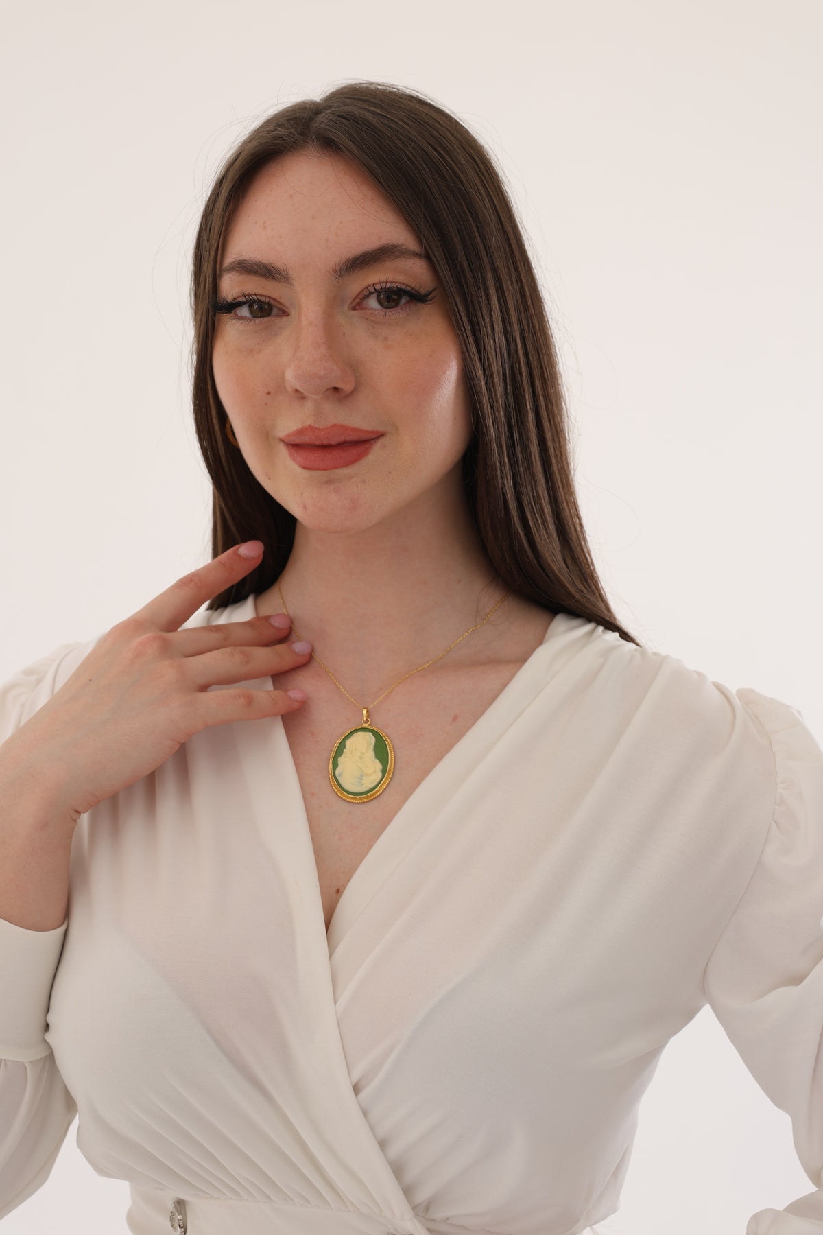 14K Gold Plated 925 Sterling Silver Virgin Mary Medallion Necklace
