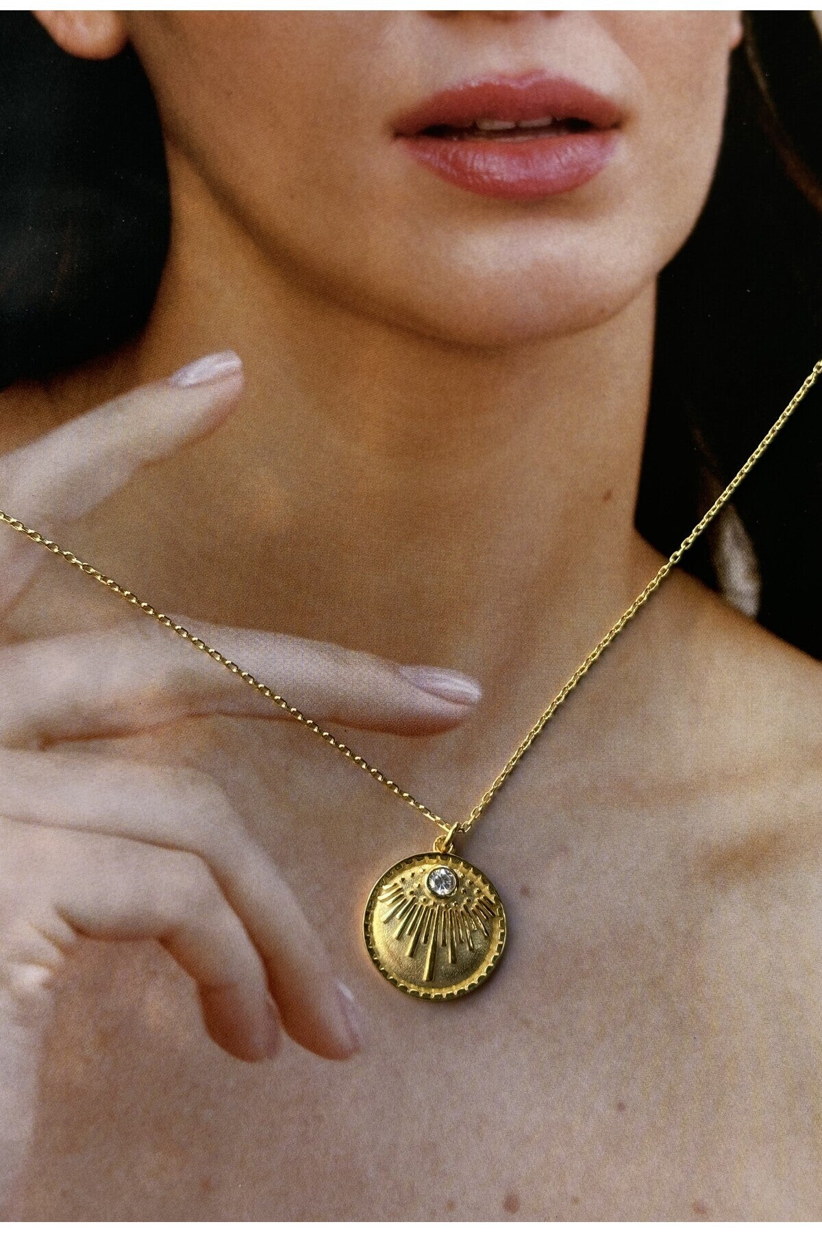 14 K Gold Kaplama 925 Ayar Gümüş Güneş Tasarım Mıhlama Kolye