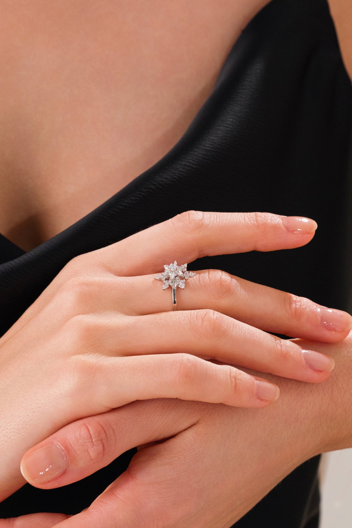 14K White Gold Plated 925 Sterling Silver Snowflake Spinner Ring