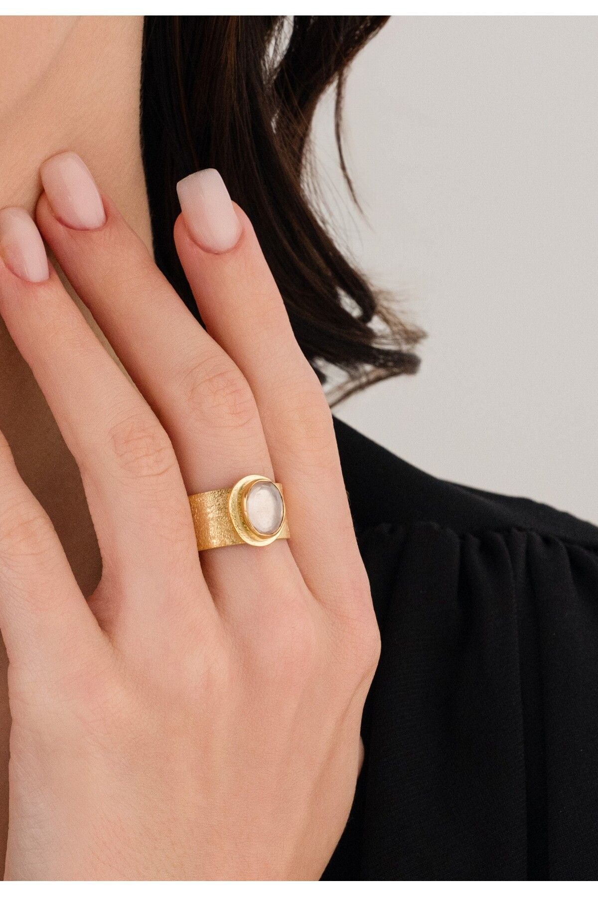 14 K Gold Kaplama 925 Ayar Gümüş Doğal Pembe Kuvars Dövme Yüzük