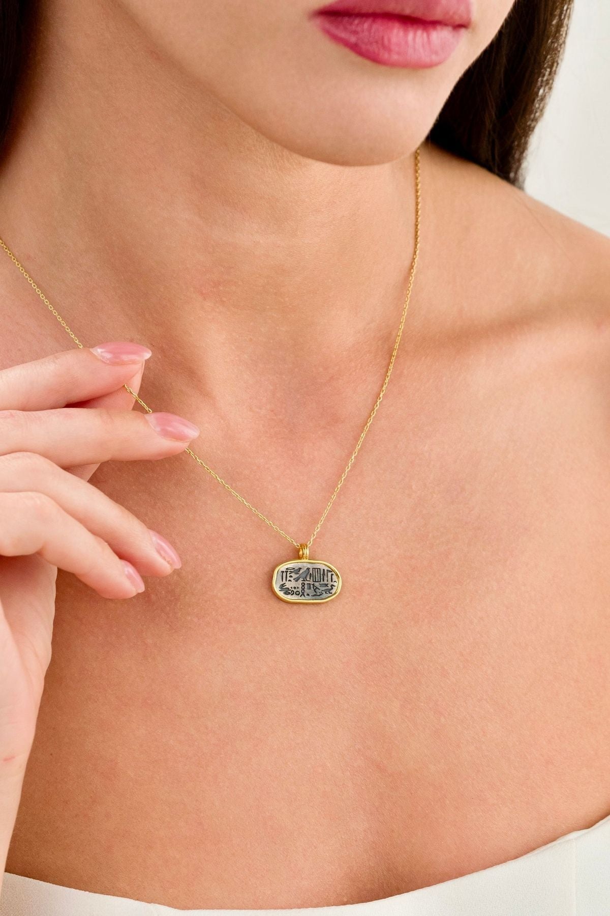 14 K Gold Kaplama 925 Ayar Gümüş El Işi Hieroglif Kolye