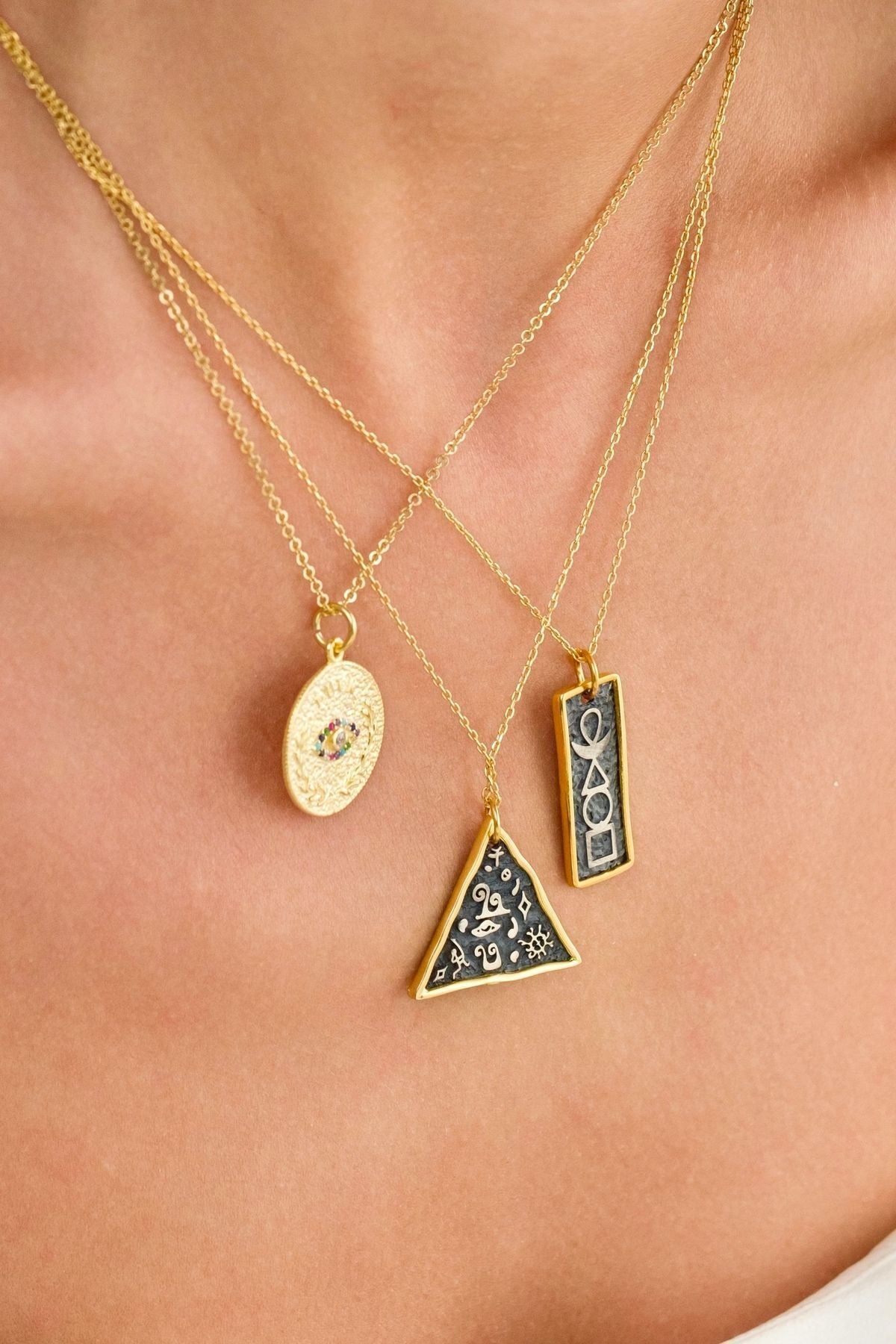 14 K Gold Kaplama 925 Ayar Gümüş Antik Viking Sembolleri Üçgen Kolye