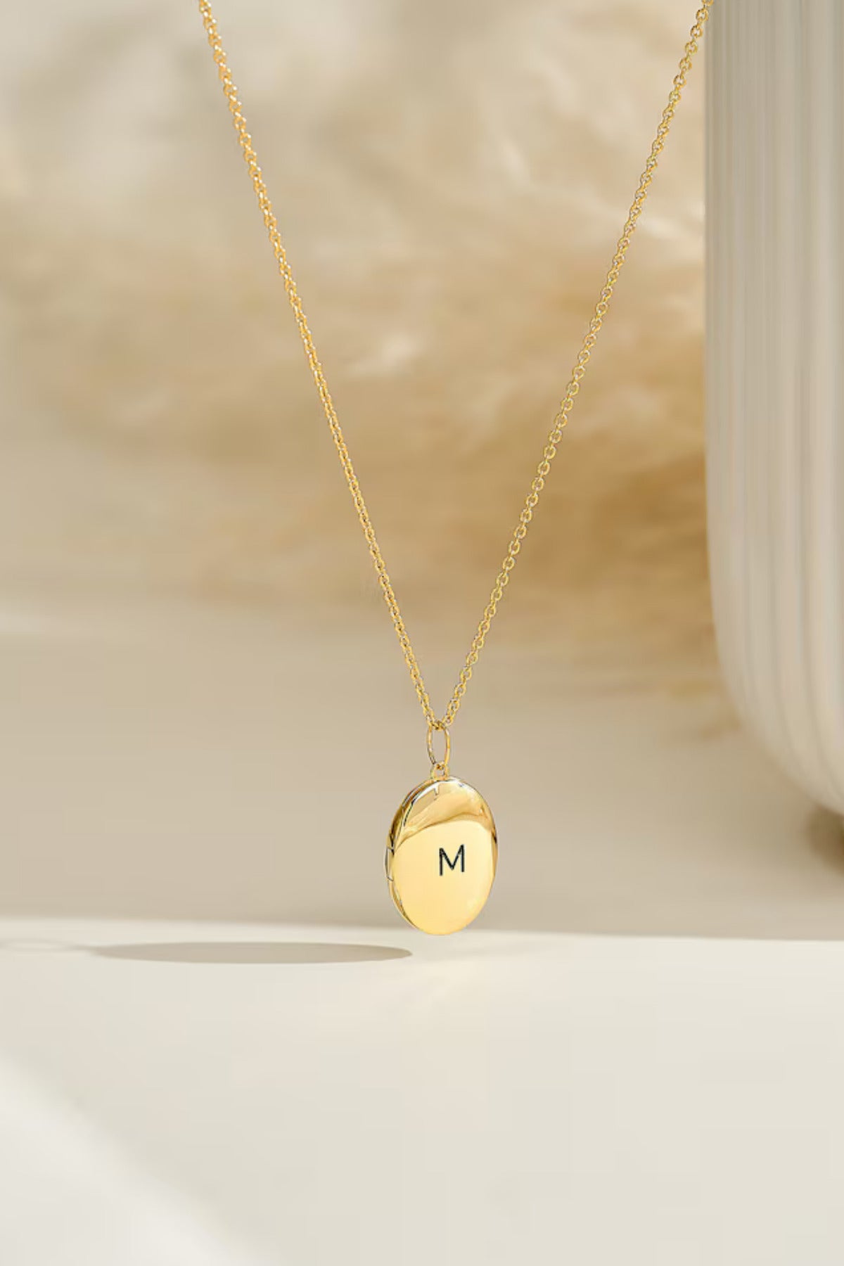 14 K Gold Kaplama 925 Ayar Gümüş Kişiye Özel Harf Kapaklı Kolye