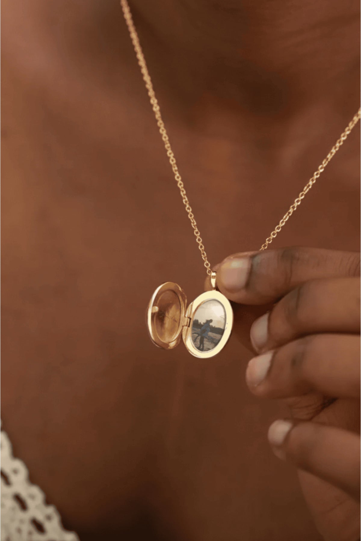 14 K Gold Kaplama 925 Ayar Gümüş Kişiye Özel Oval Kapaklı Kolye