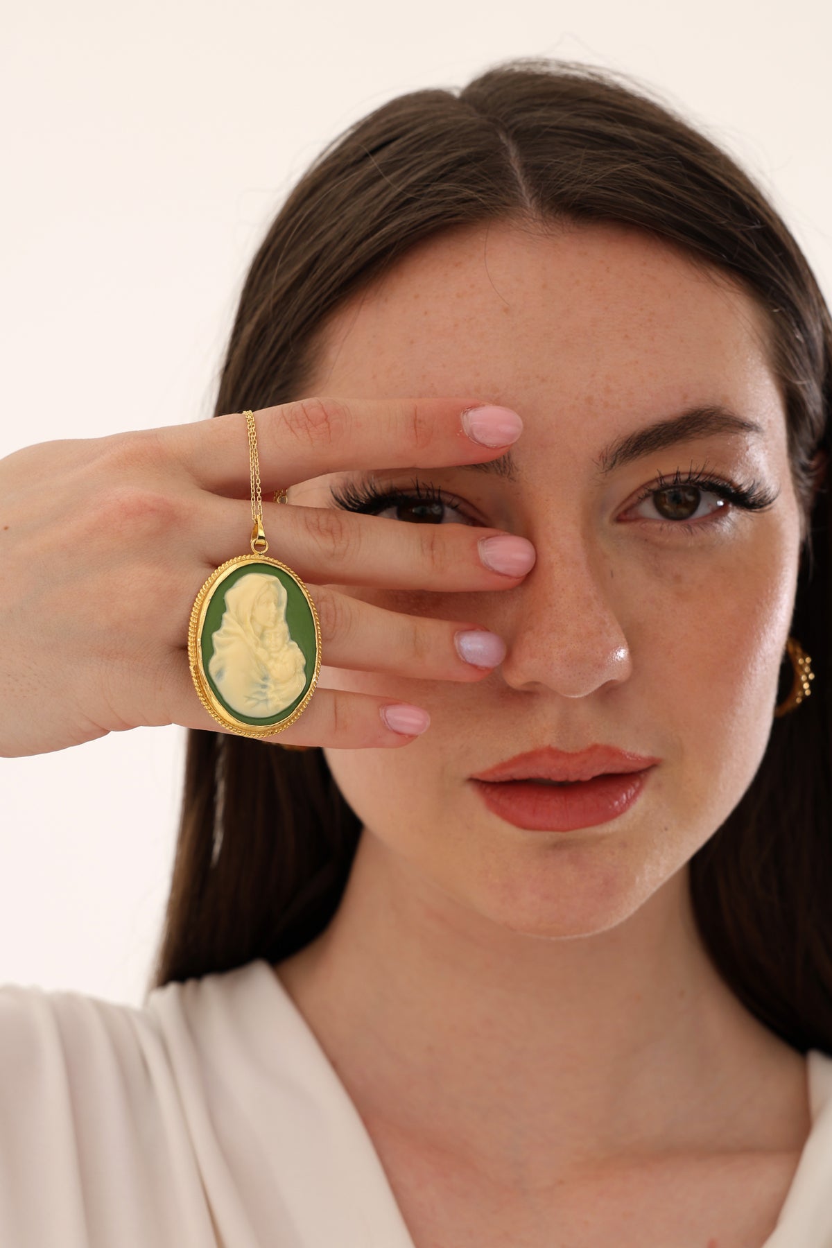 14 K Gold Kaplama 925 Ayar Gümüş Meryem Ana Madalyon Kolye