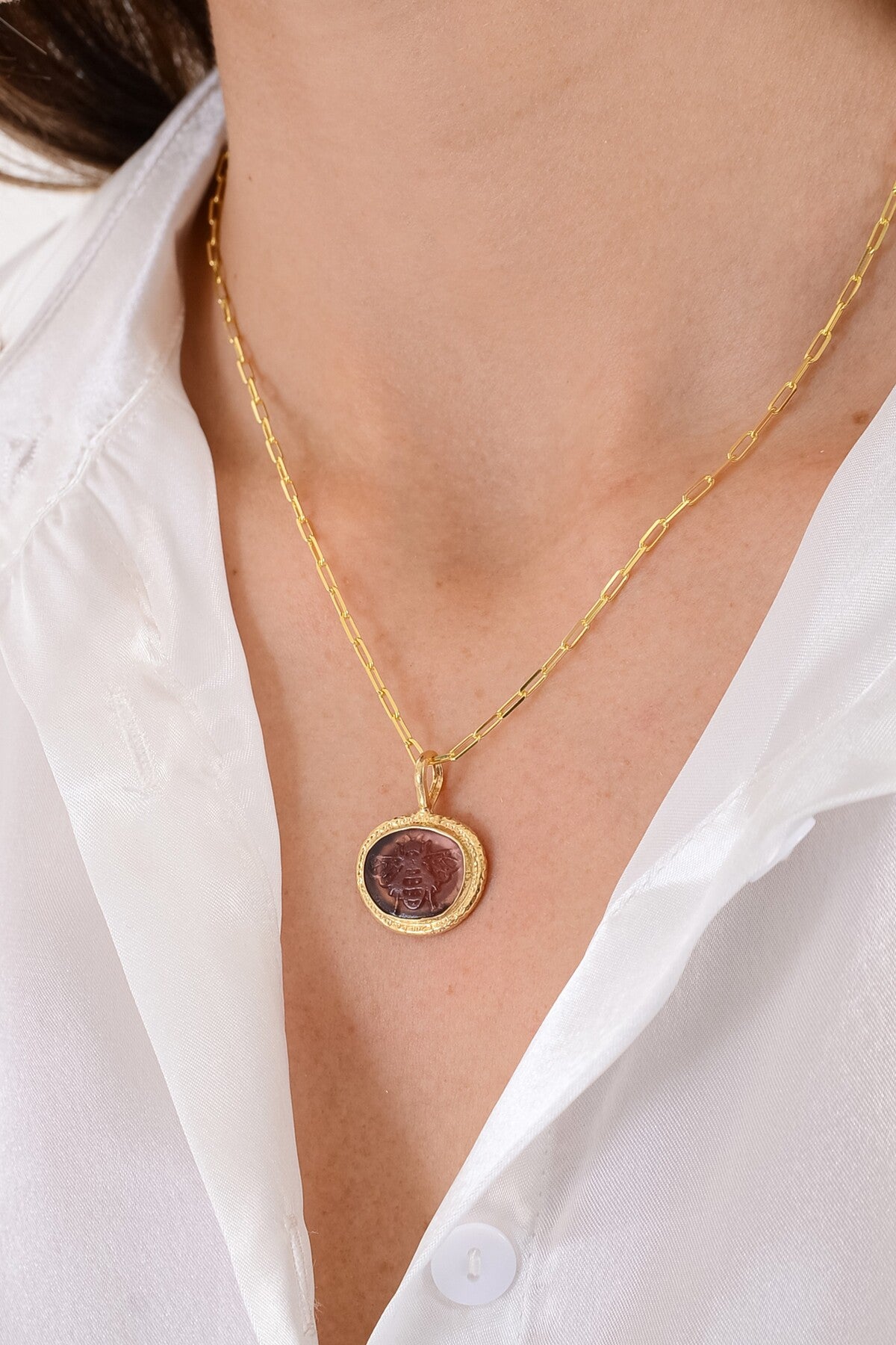 14 K Gold Kaplama 925 Ayar Gümüş Antik Cam Baskı Arı Kolye